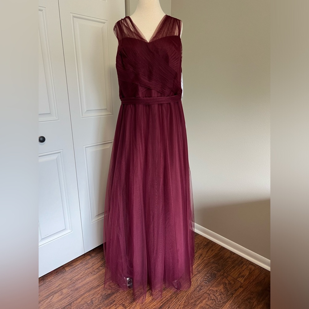 Plus size women’s formal dress